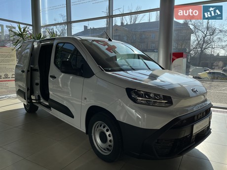 Toyota Proace City 2024