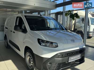Toyota Proace City 2025 Business
