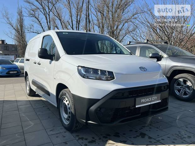 Toyota Proace City 2025