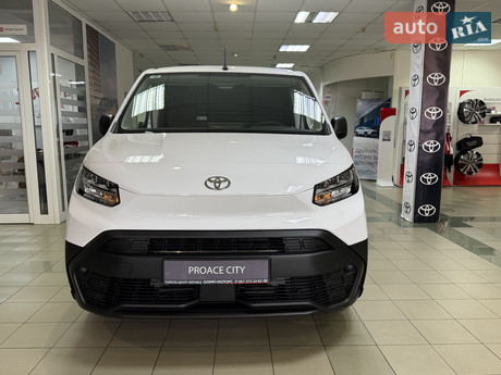 Toyota Proace City 2025