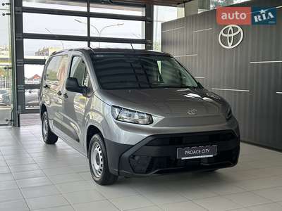 Toyota Proace City 2024 Business