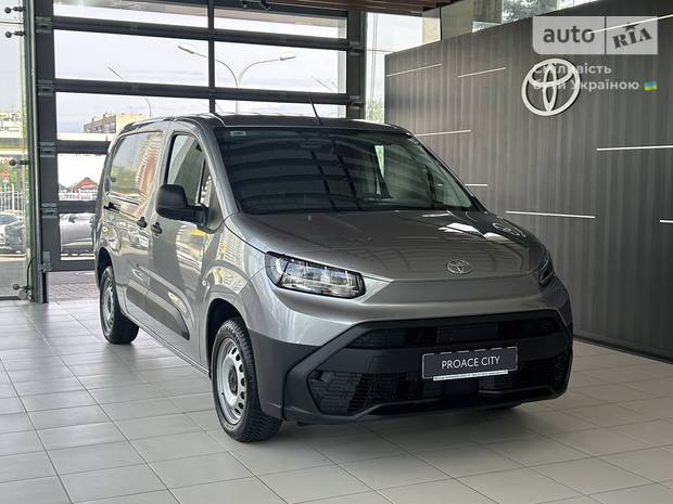 Toyota Proace City 2024
