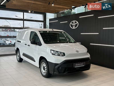 Toyota Proace City 2025 Business