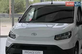 Toyota Proace City