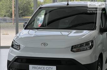 Toyota Proace City 2025 Business