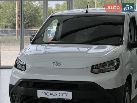 Toyota Proace City 2025