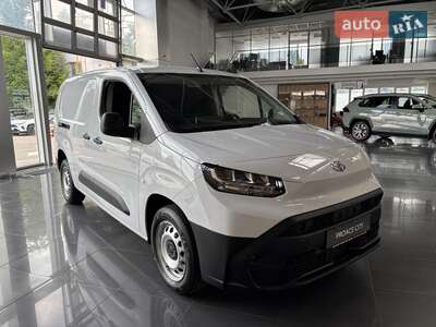 Toyota Proace City 2025 Business