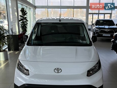 Toyota Proace City 2025