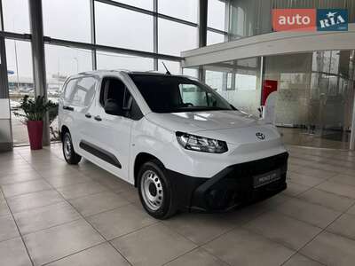 Toyota Proace City 2025 Business