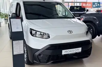 Toyota Proace City