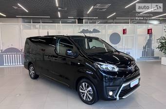 Toyota Proace Verso 2.0 D-4D 8AT (177 к.с.) L2 2022 Toyota Proace Verso 2.0 D-4D 8AT (177 к.с.) L2 2022