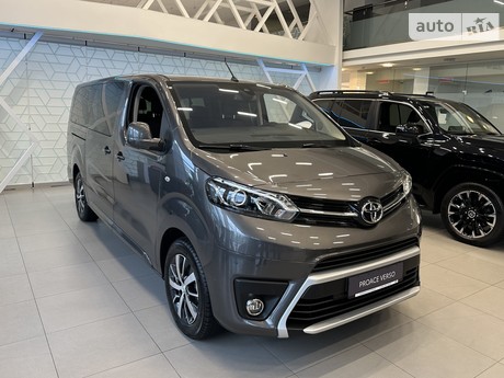 Toyota Proace Verso 2024