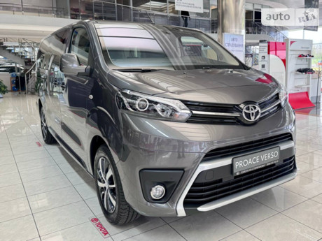 Toyota Proace Verso 2024