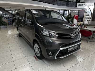 Toyota Proace Verso Comfort 2.0 D-4D 8AT (177 к.с.) L2 2024