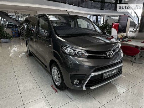 Toyota Proace Verso 2024