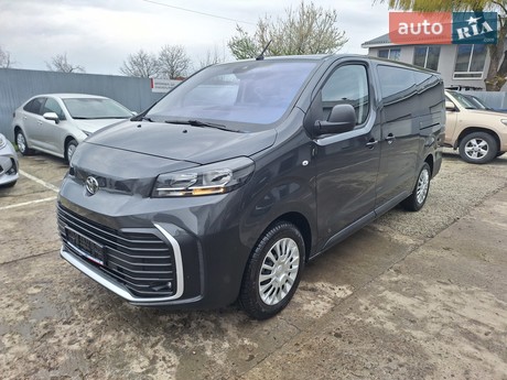 Toyota Proace Verso 2024