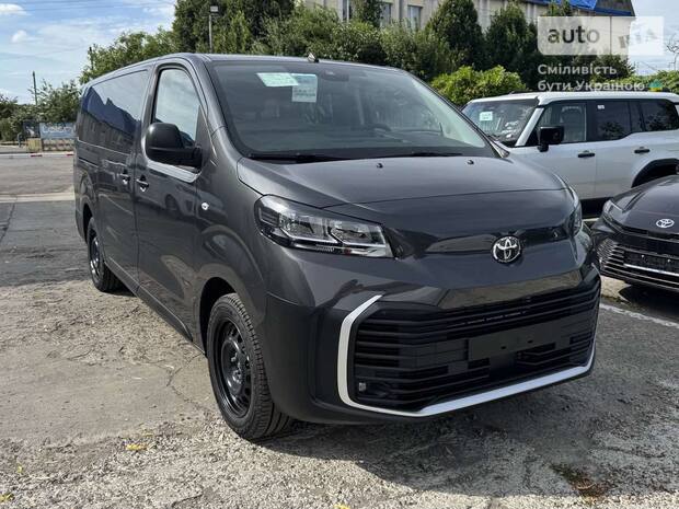 Toyota Proace Verso 2025