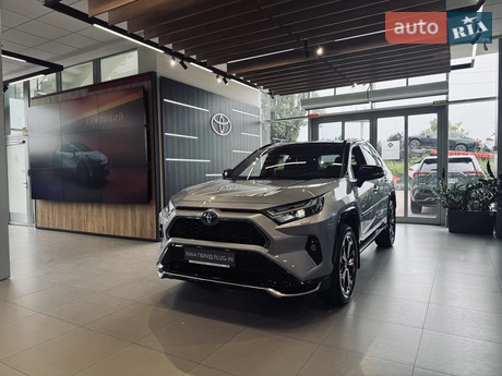 Toyota RAV4 PHEV 2024