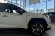 Toyota RAV4 PHEV - фото 11