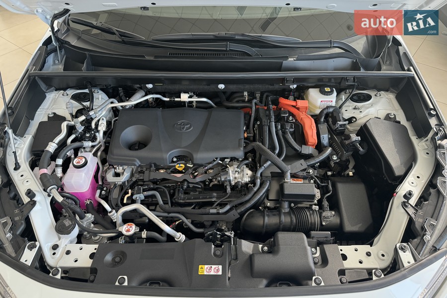Toyota RAV4 PHEV - фото 25