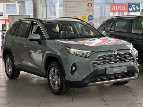 Toyota RAV4 PHEV 2025