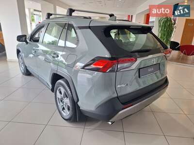 Новый Toyota RAV4 2025 - фото 2