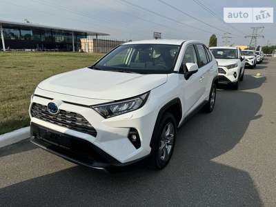 Toyota RAV4 Active 2.5 e-CVT (218 к.с.) 2024