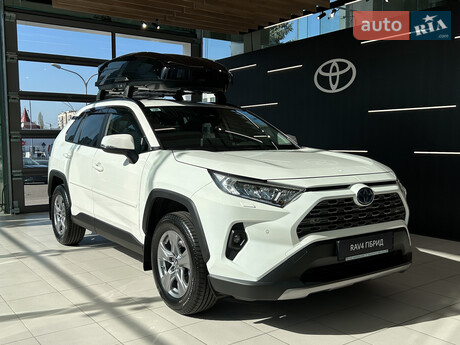 Toyota RAV4 2025