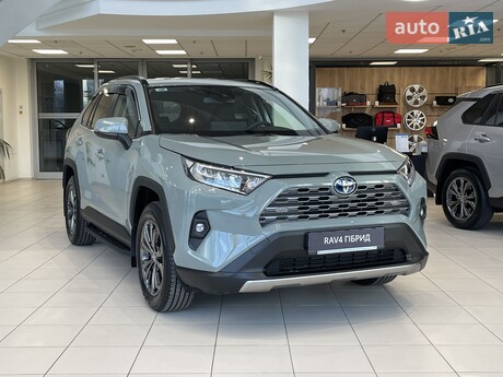 Toyota RAV4 2025