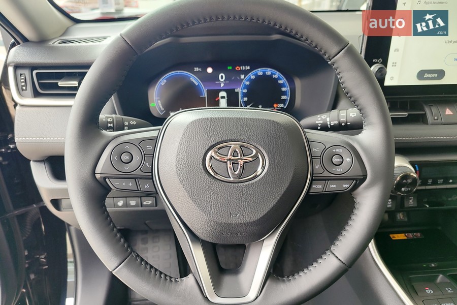 Toyota RAV4 - фото 17
