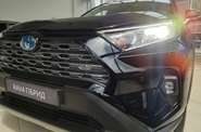 Toyota RAV4 - фото 4