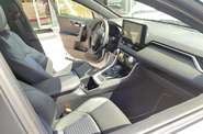 Toyota RAV4 - фото 16