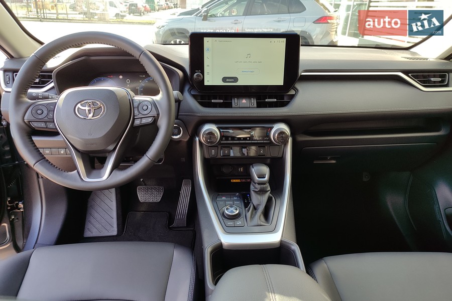 Toyota RAV4 - фото 18