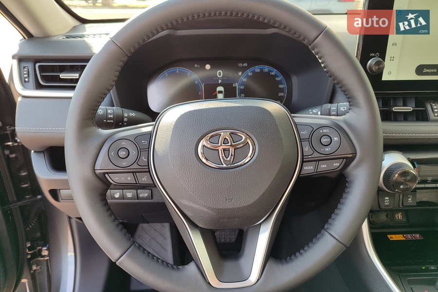 Toyota RAV4 - фото 20