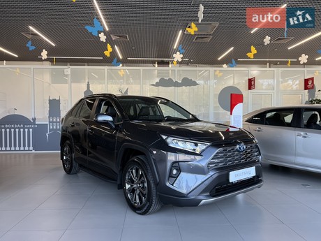 Toyota RAV4 2025