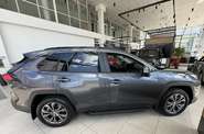Toyota RAV4 - фото 4