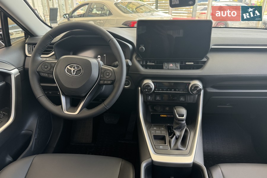 Toyota RAV4 - фото 15