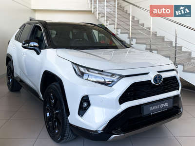 Toyota RAV4 Style 2.5 e-CVT (218 к.с.) 2025