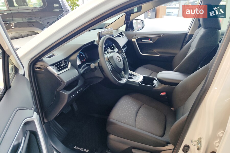 Toyota RAV4 - фото 17