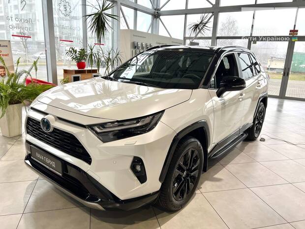 Кросовер Toyota RAV4 2025 в Івано-Франківськ Кросовер Toyota RAV4 2025 в Івано-Франківськ