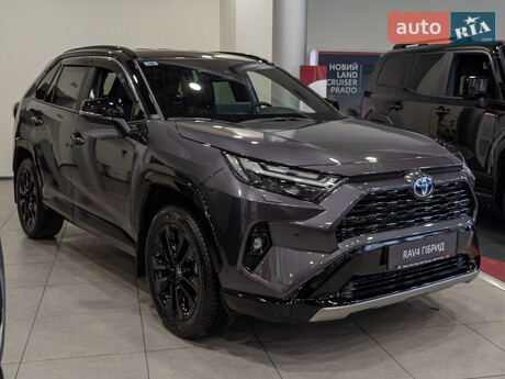 Toyota RAV4 2025