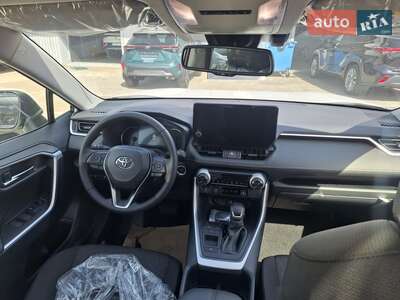 Новий Toyota RAV4 2025 - фото 5