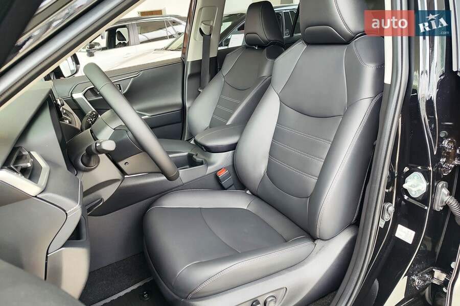 Toyota RAV4 - фото 14