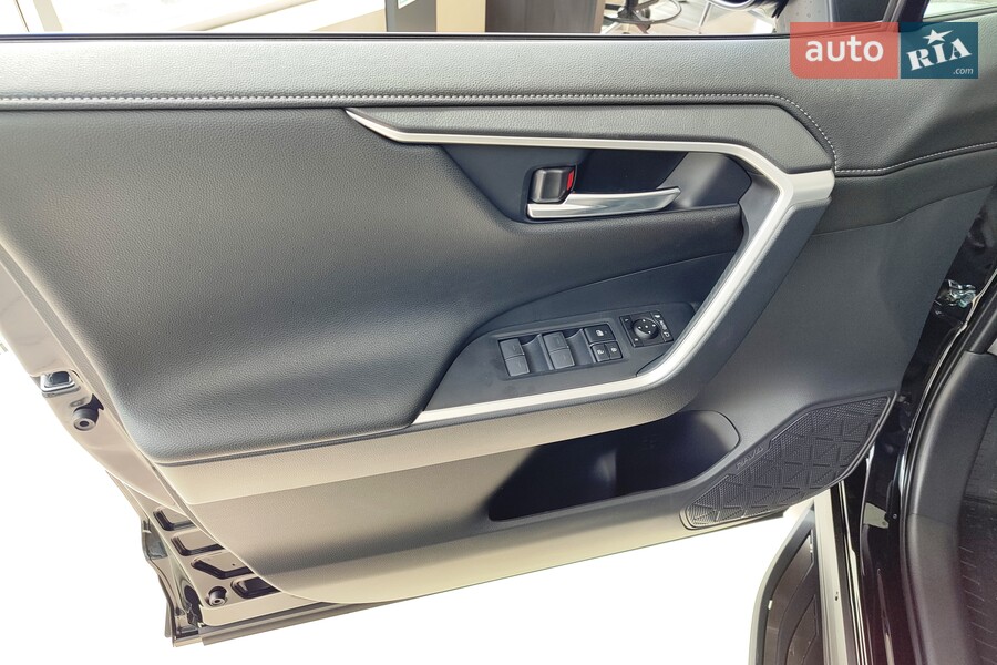 Toyota RAV4 - фото 21