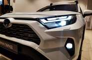 Toyota RAV4 - фото 8