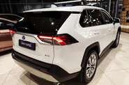 Toyota RAV4 - фото 5