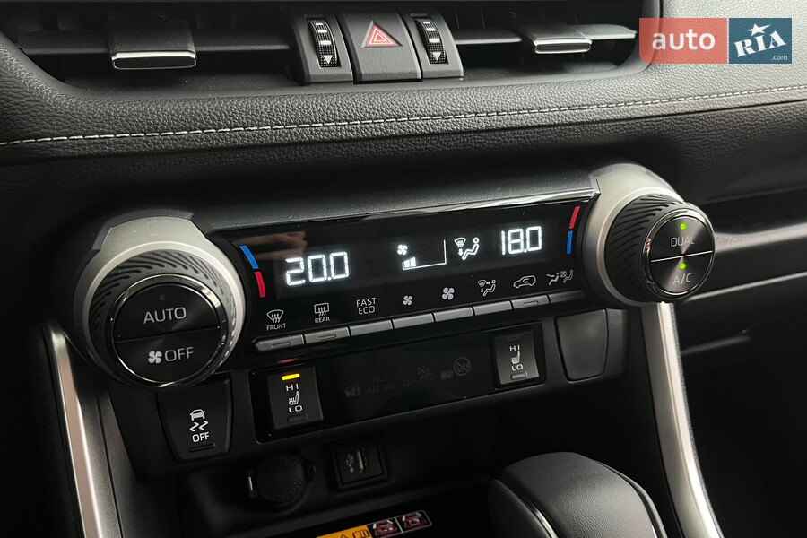 Toyota RAV4 - фото 22