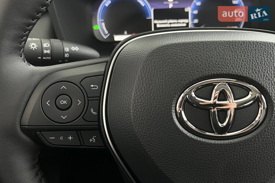 Toyota RAV4 - фото 26