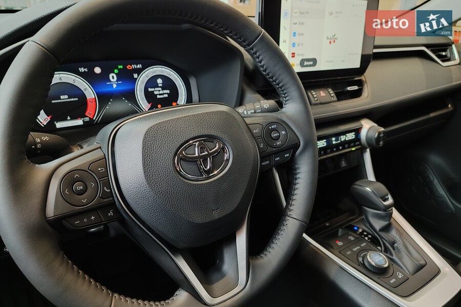 Toyota RAV4 - фото 14