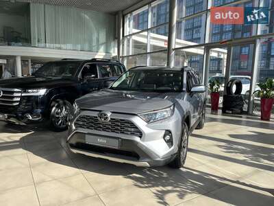 Toyota RAV4 2025 Lounge